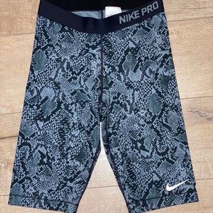 Nike Pro Snake Print Biker Shorts